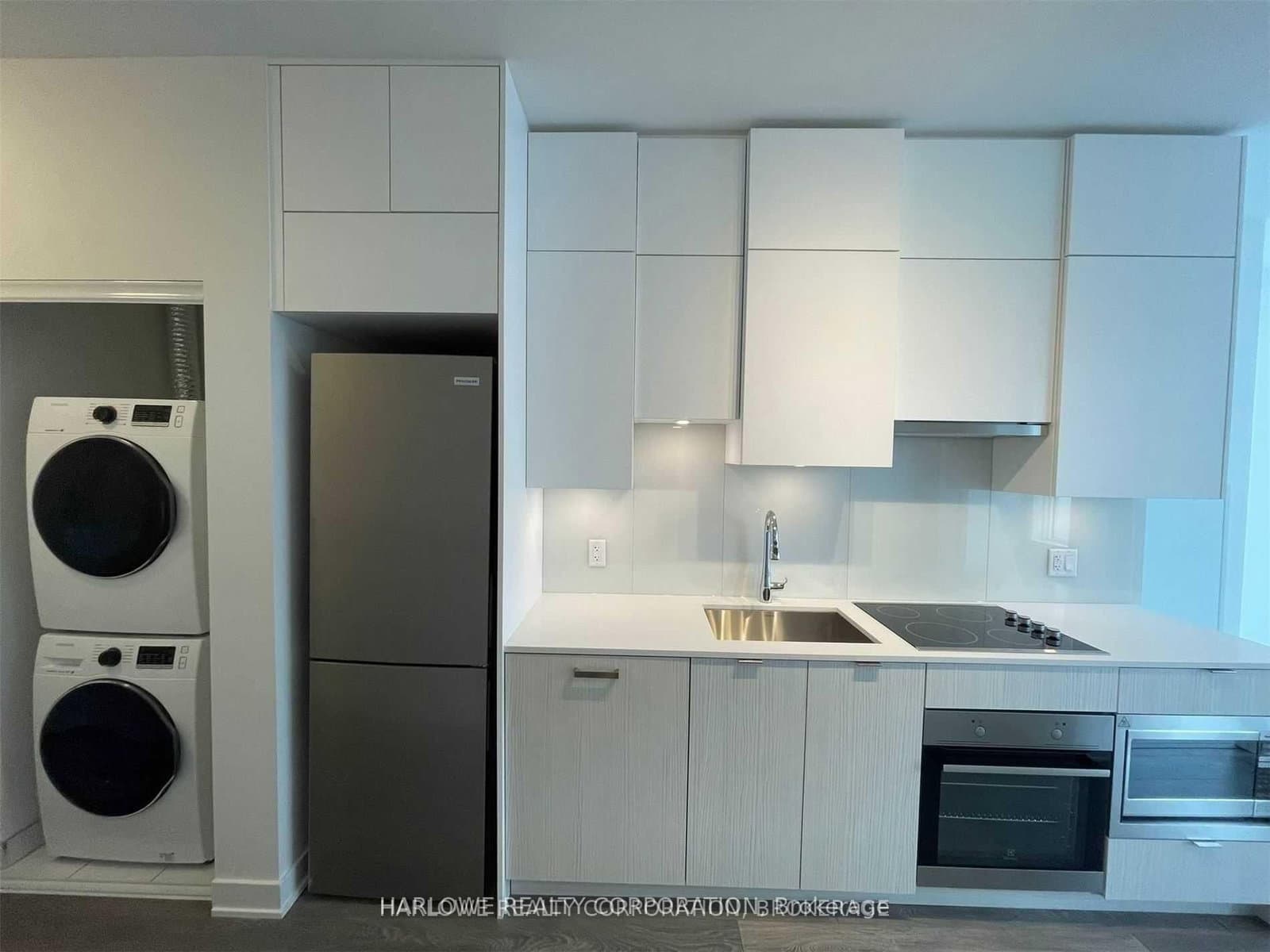 195 Redpath Avenue, Unit PH02 ST