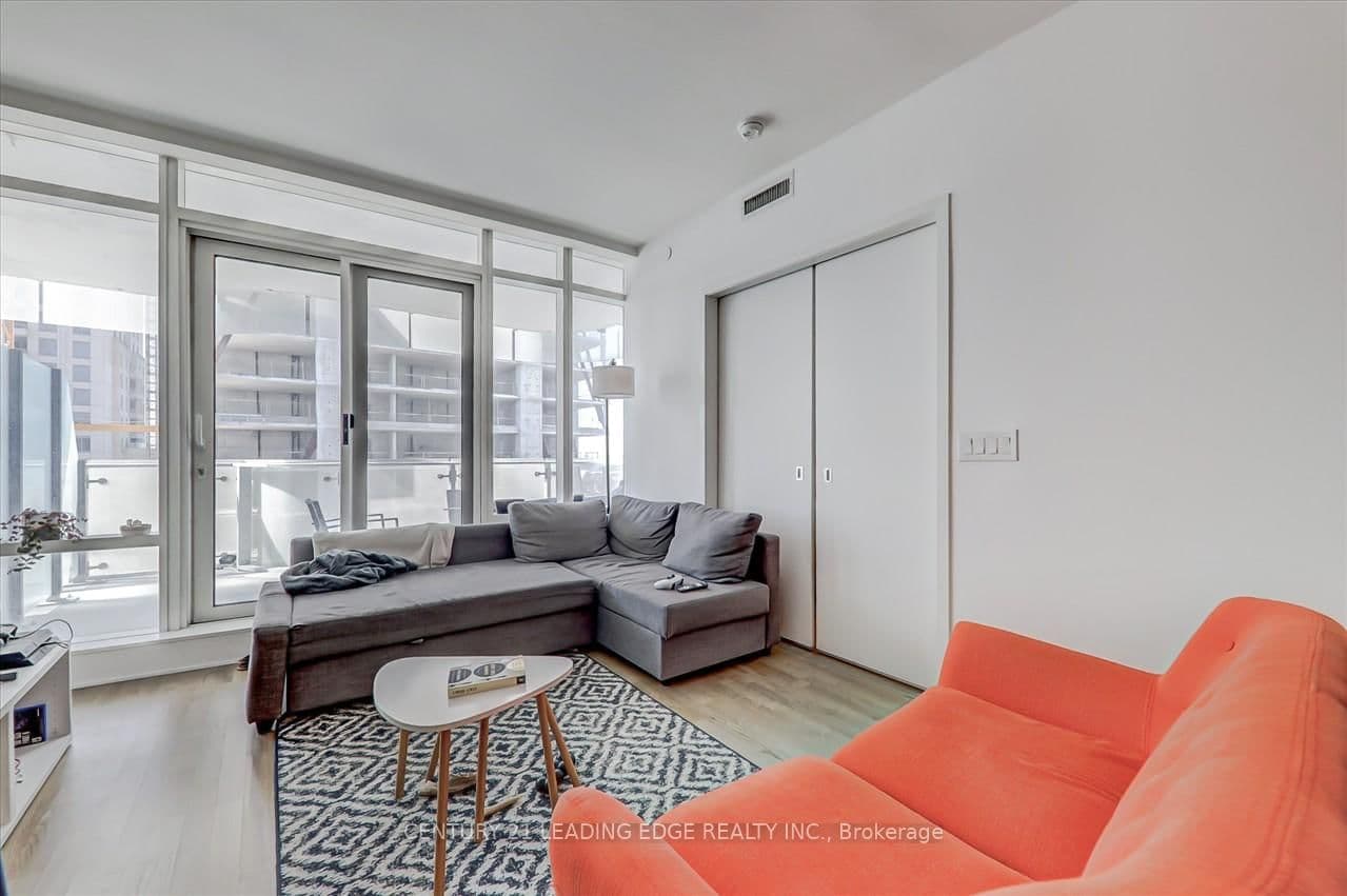 1 Bloor Street E, Unit 3308