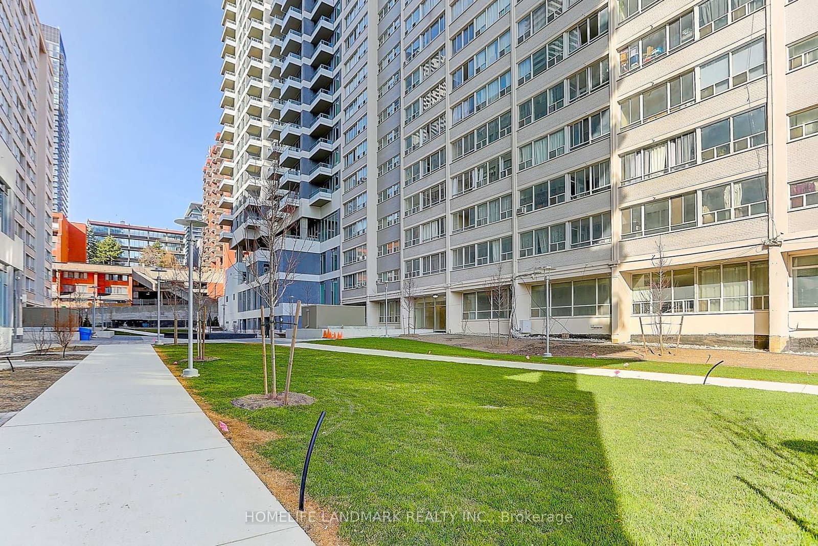 50 Dunfield Avenue, Unit 2819