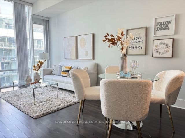 29 Queens Quay E, Unit 1020
