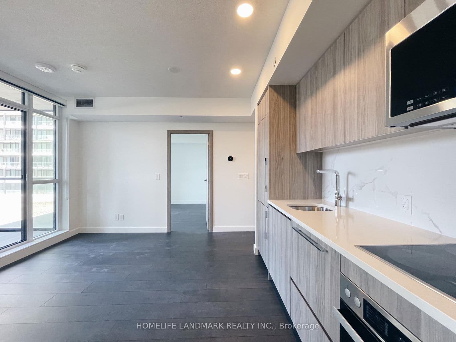 38 WIDMER Street, Unit 1608