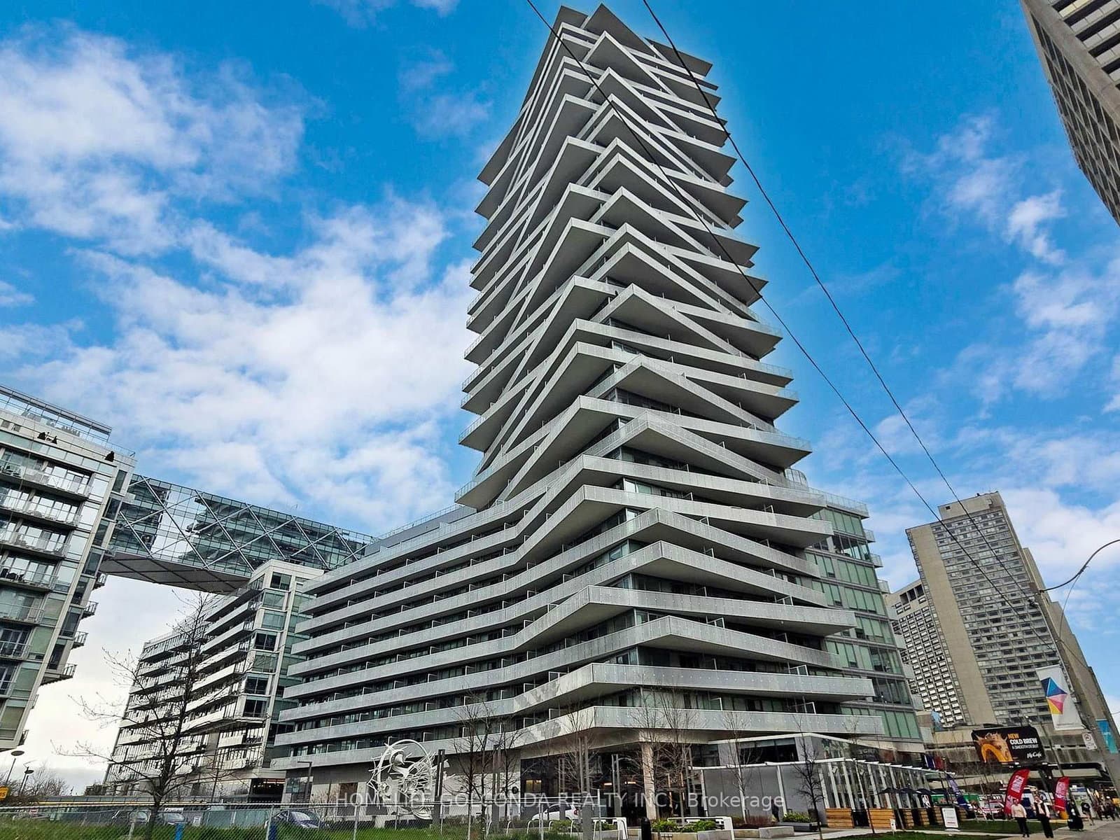15 Queens Quay E, Unit 2509