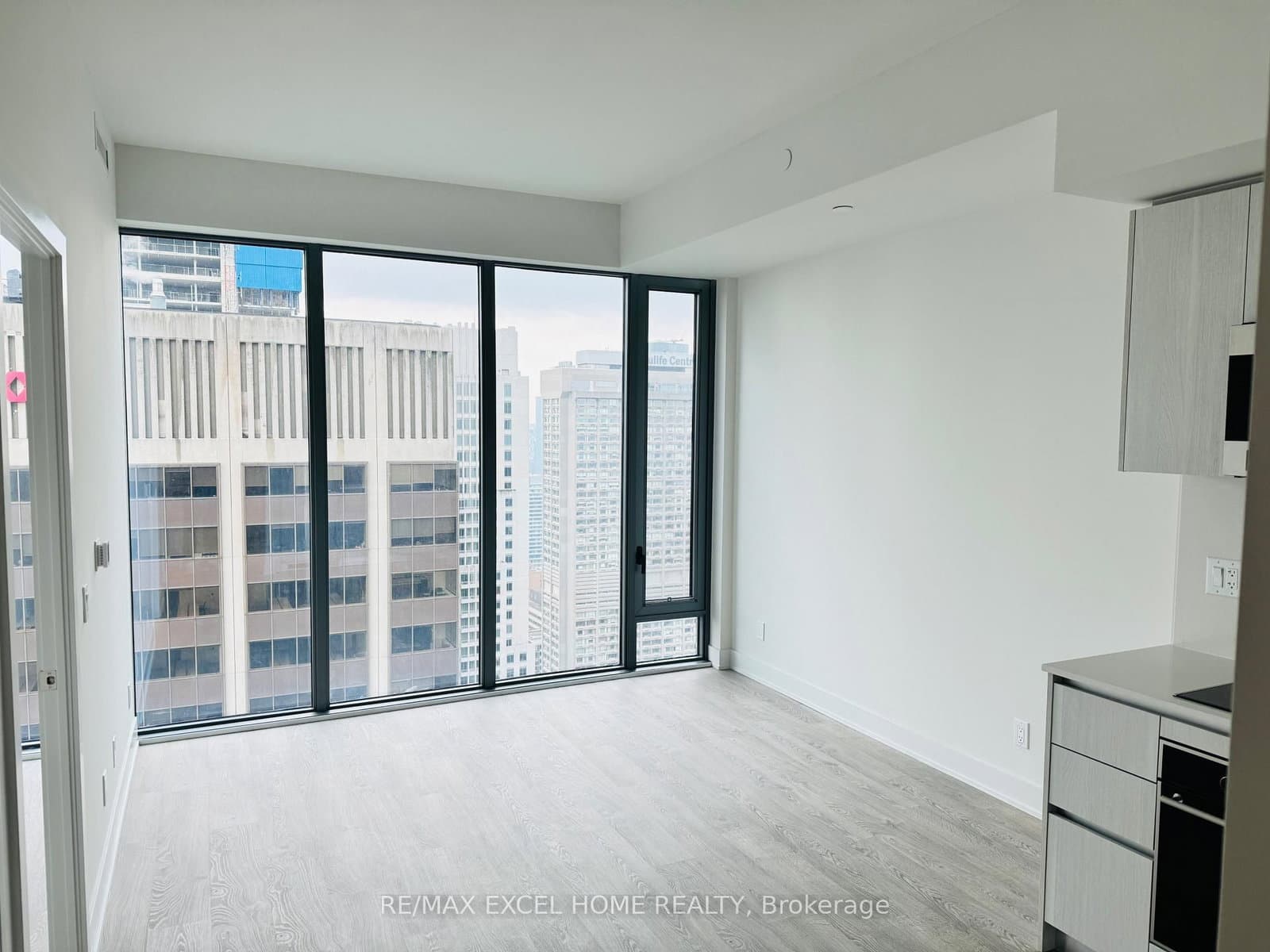 8 Cumberland Street, Unit 4505