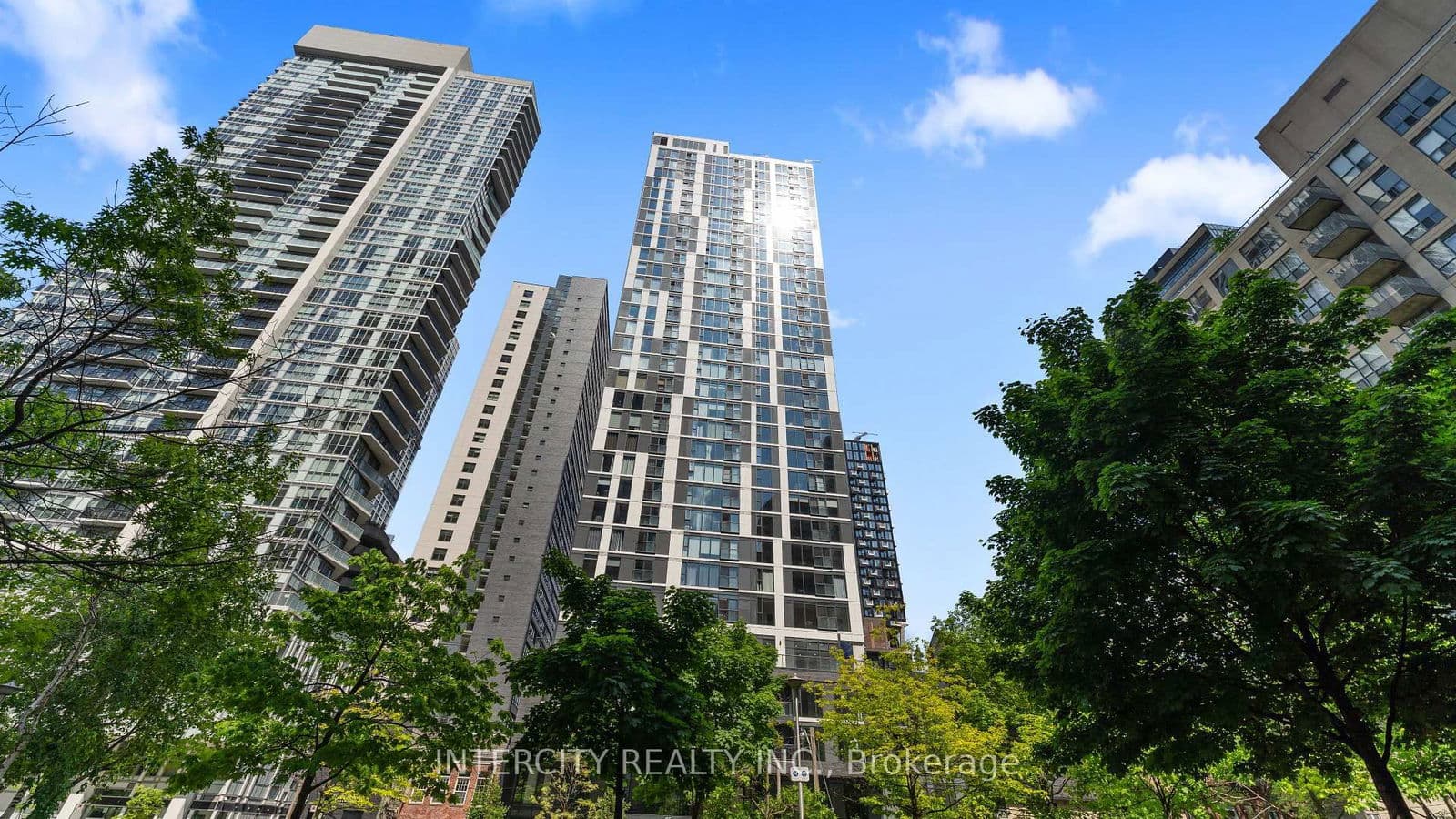 65 Mutual Street, Unit 1908