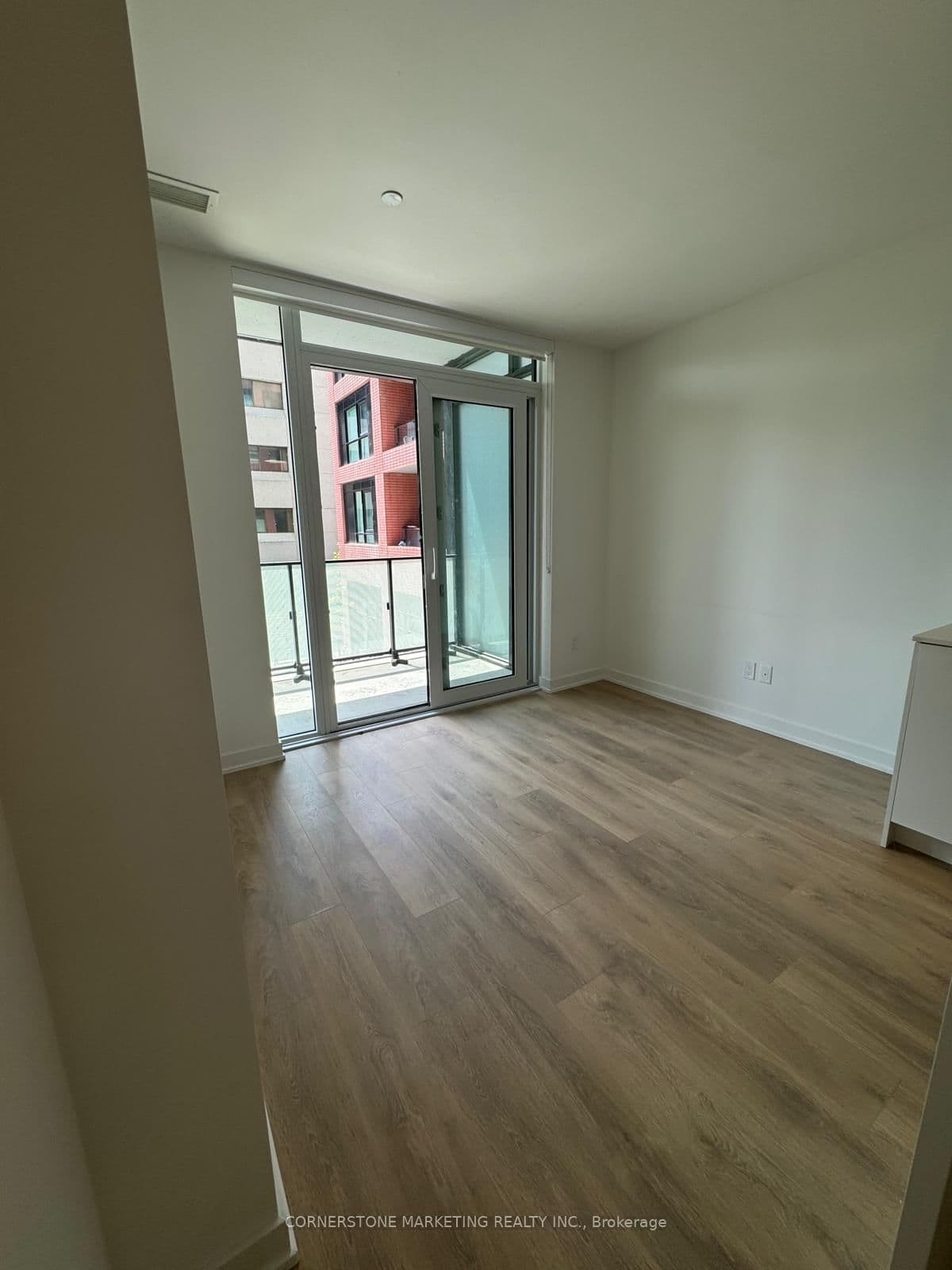 8 Tippett Road, Unit 211