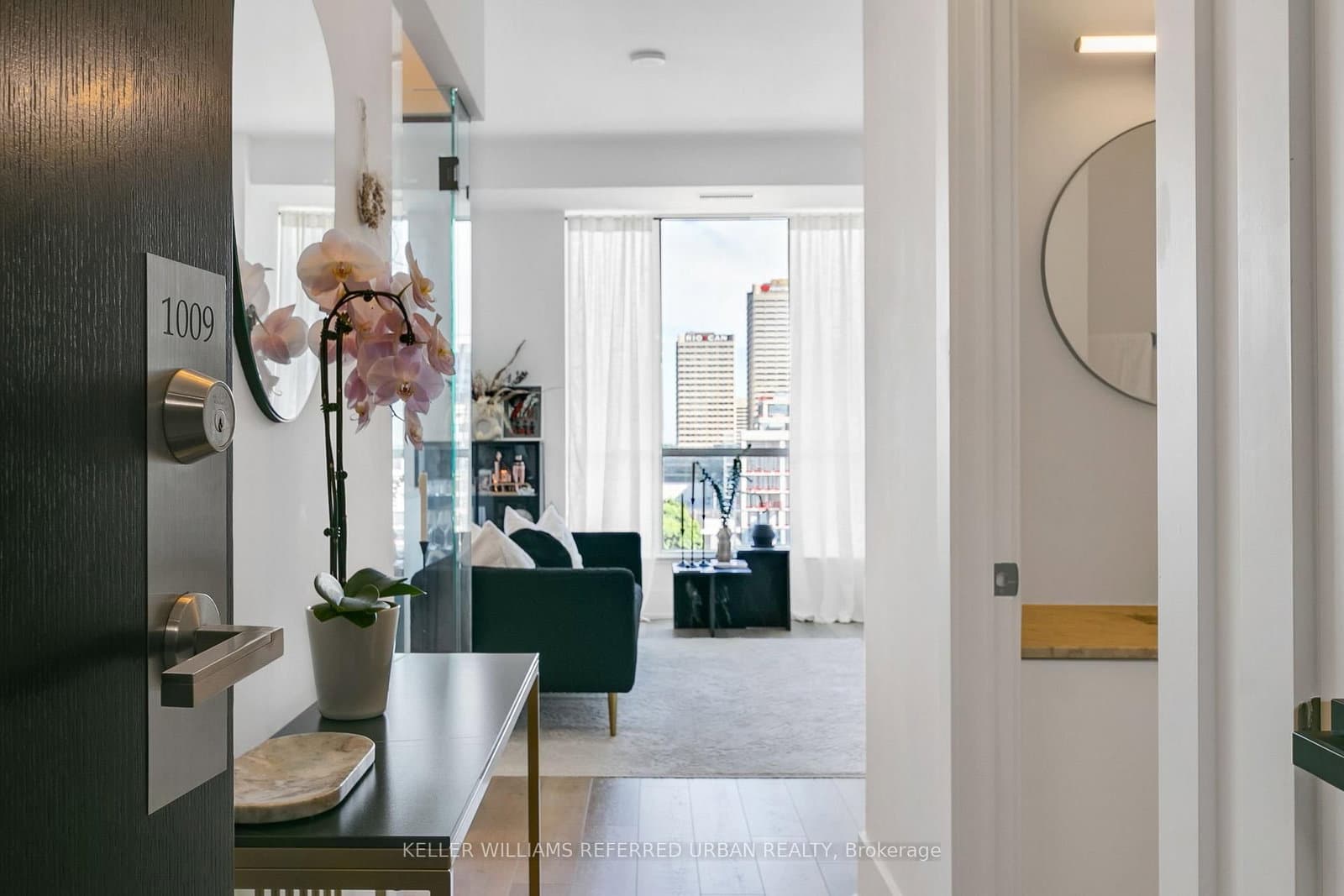 23 Glebe Road W, Unit 1009