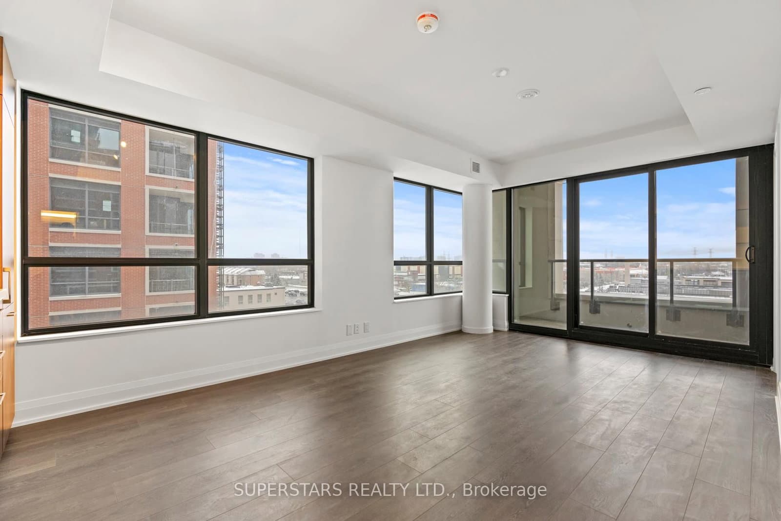 33 Frederick Todd Way, Unit 406