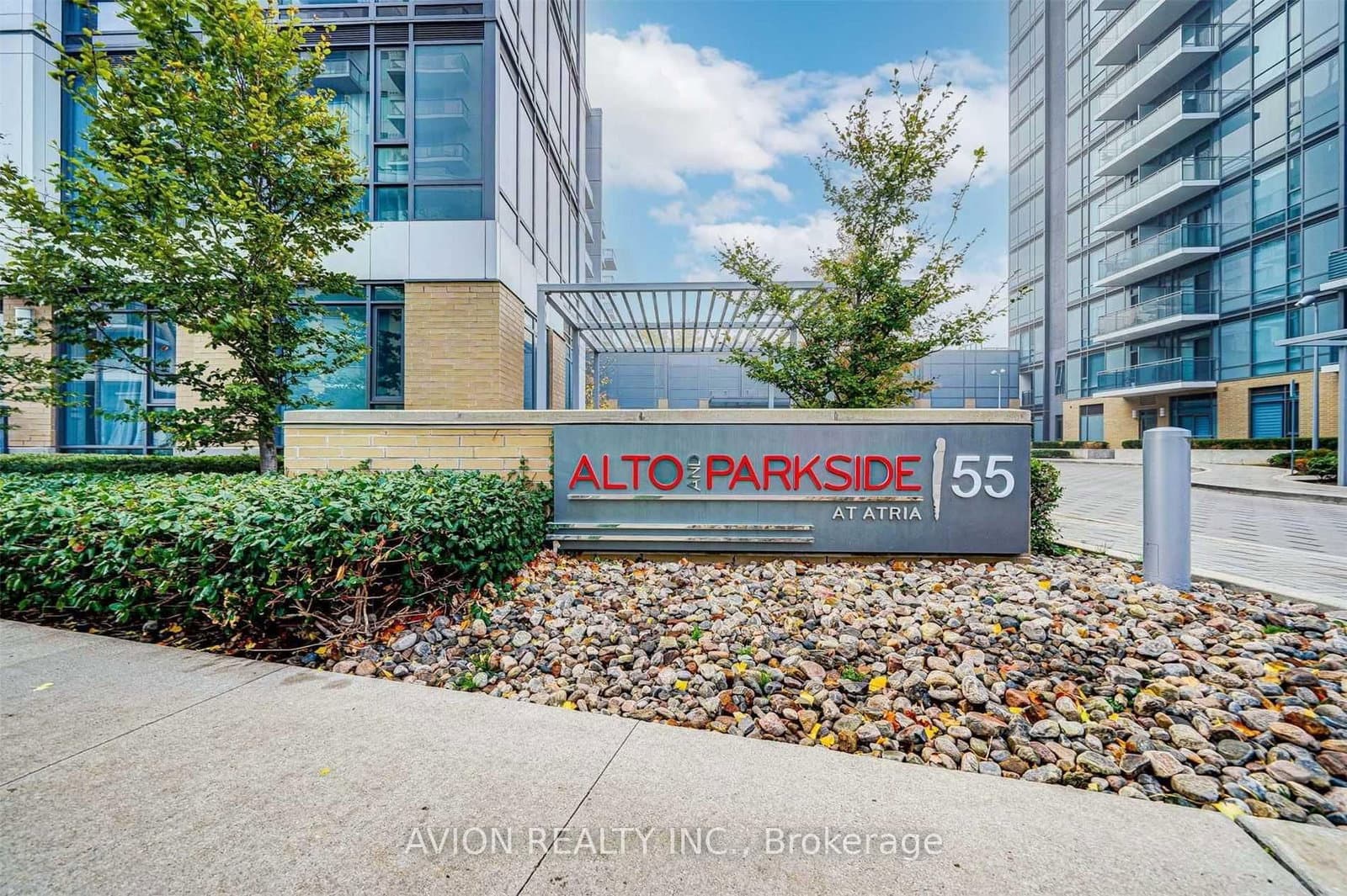 55 Ann O'reilly Road, Unit 307