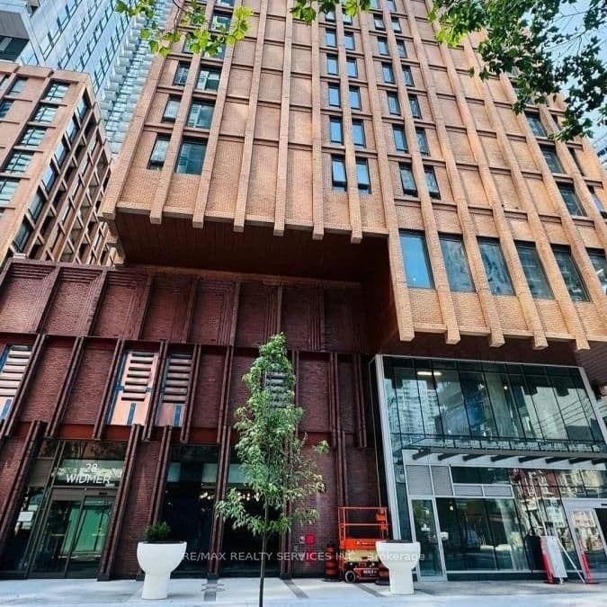 28 Widmer Street, Unit 4223