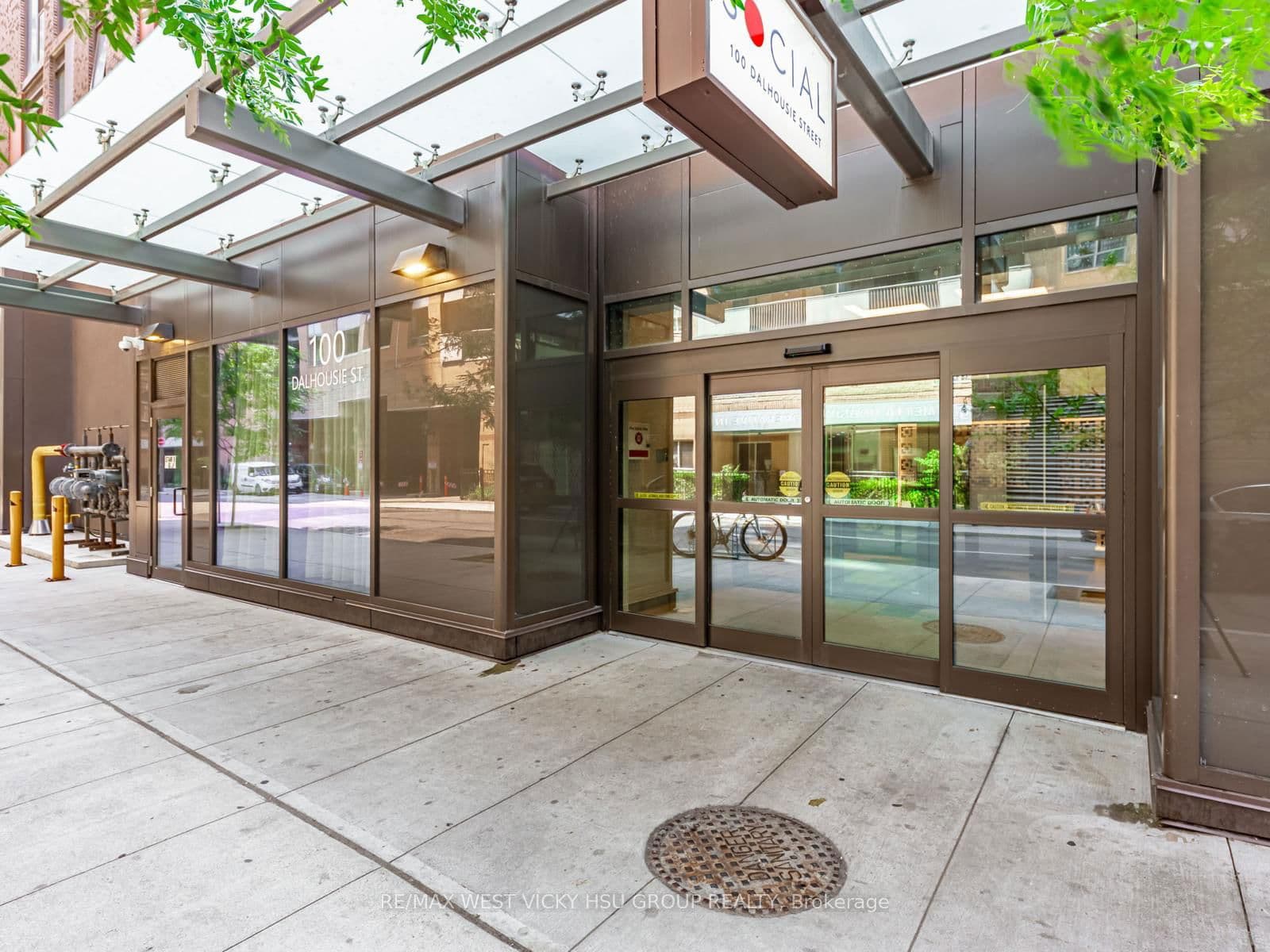 #3301 - 100 Dalhousie Street