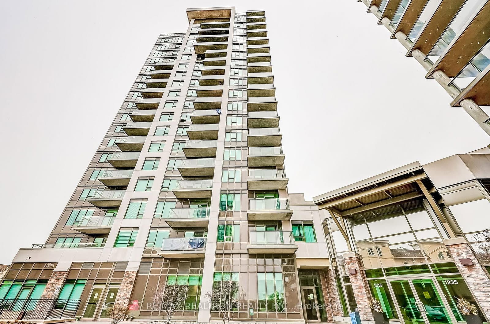 1215 Bayly Street, Unit 305