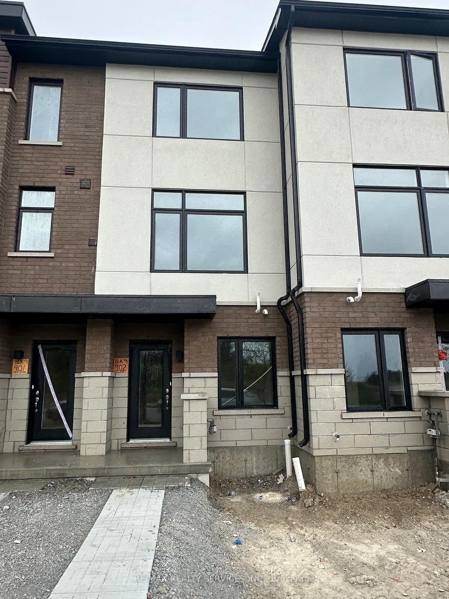 1695 Dersan Street, Unit 709