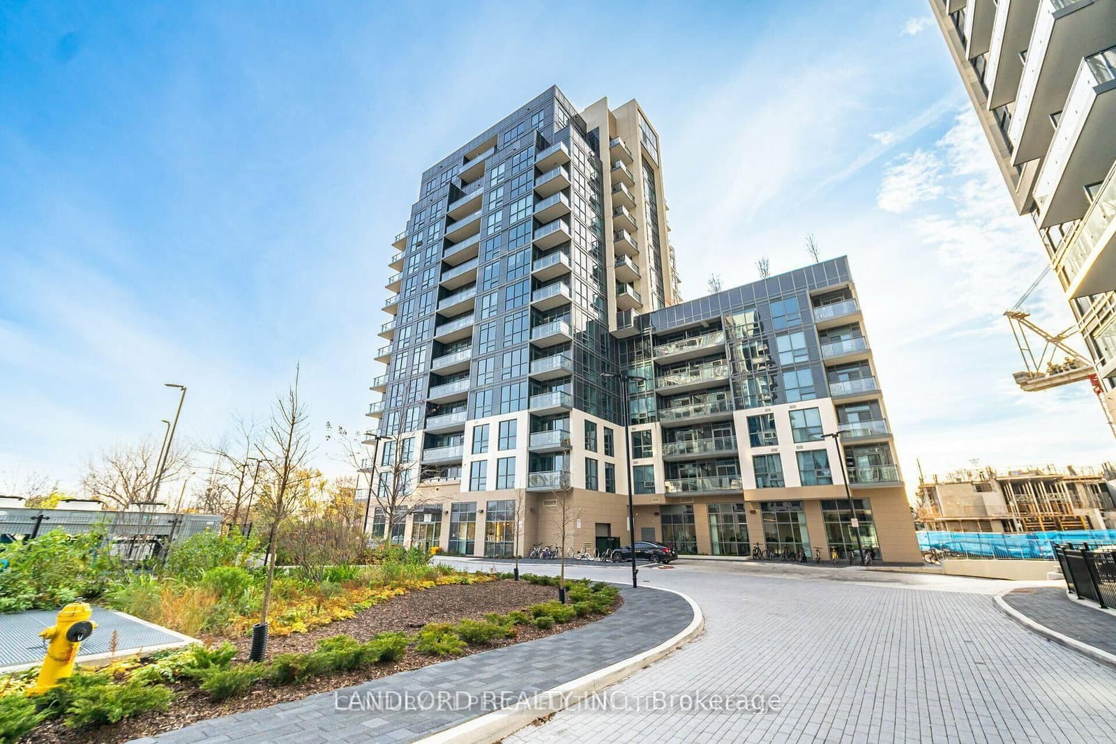 10 Meadowglen Place, Unit 1202