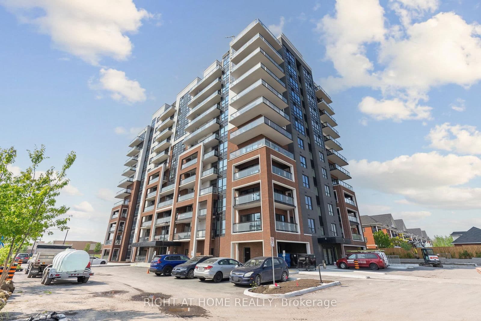 55 Clarington Boulevard, Unit 1007