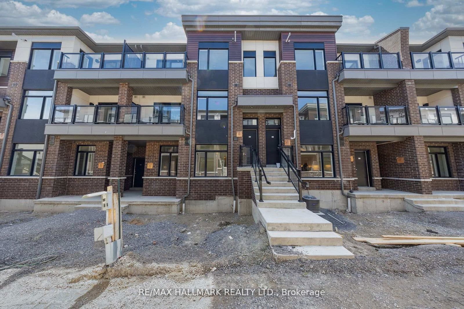 1695 Dersan Street, Unit 1307