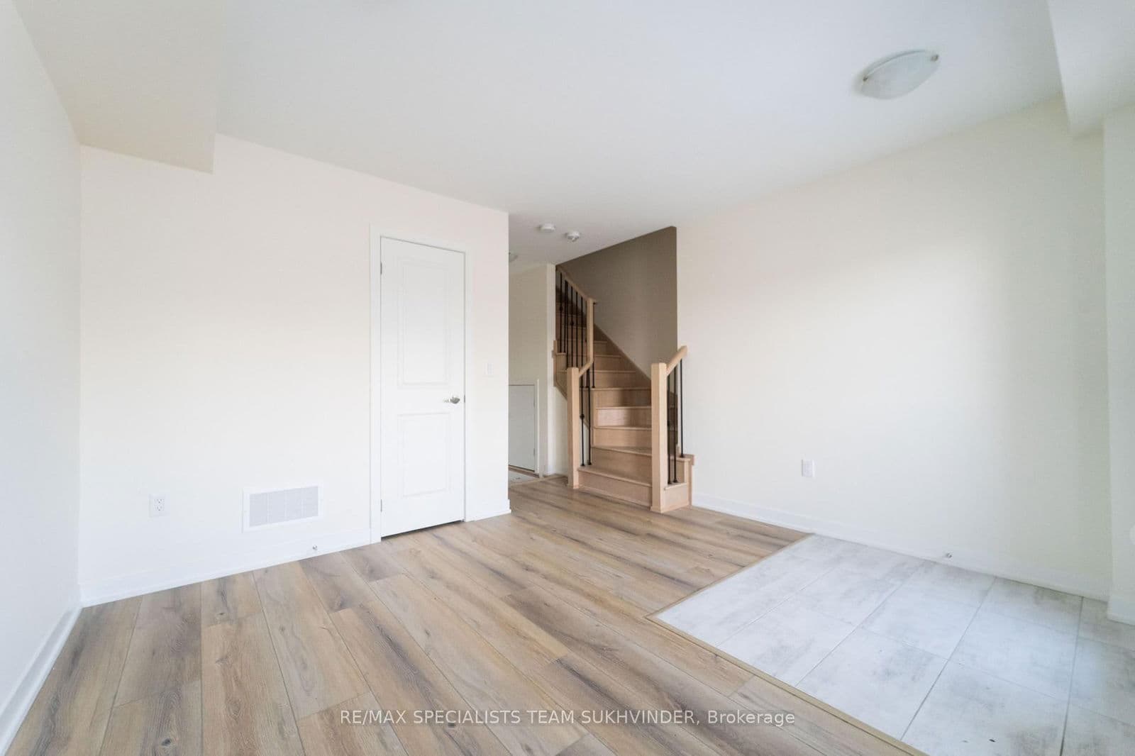 1695 Dersan Street, Unit 808