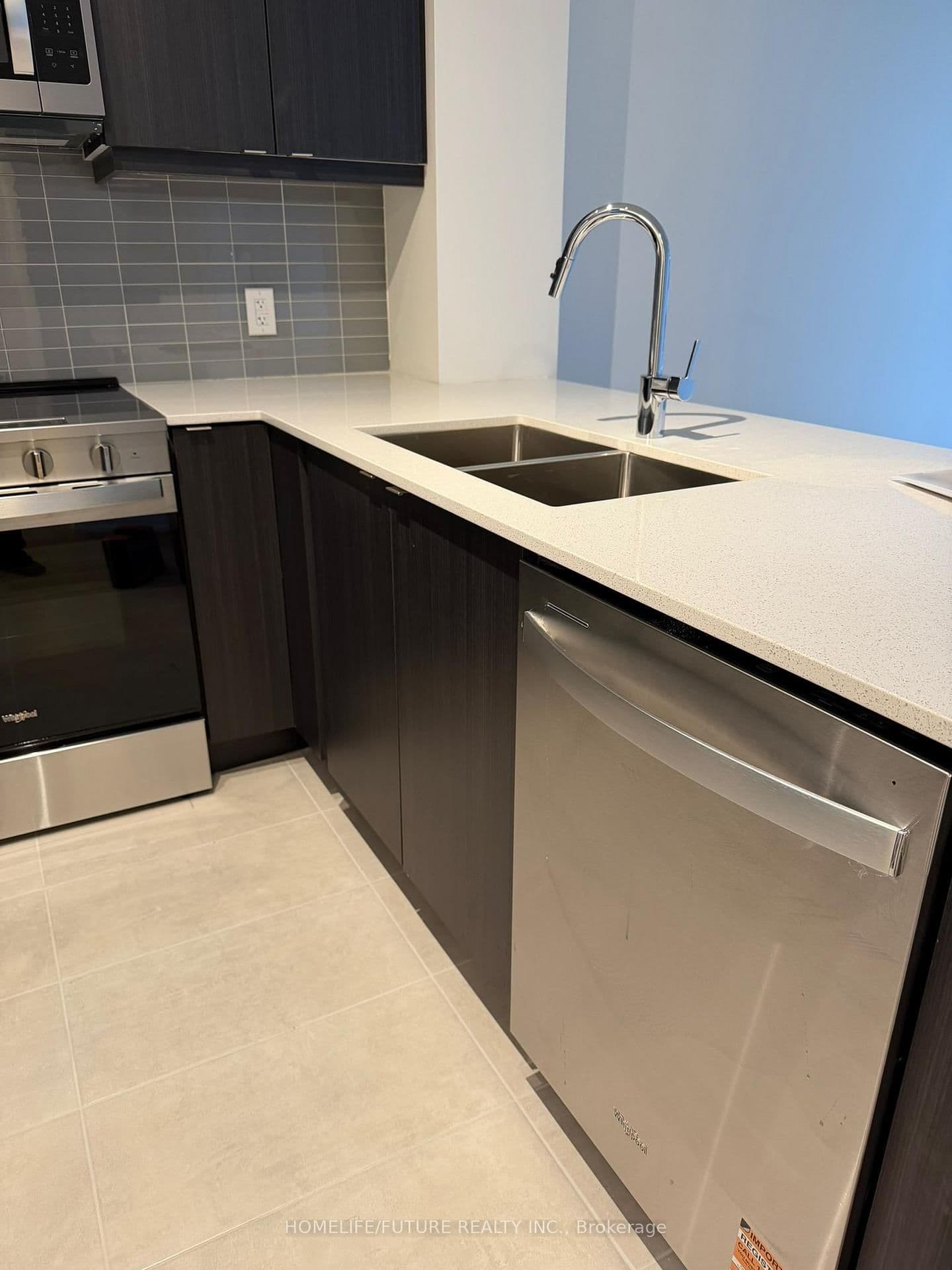 3260 Sheppard Avenue E, Unit 2005