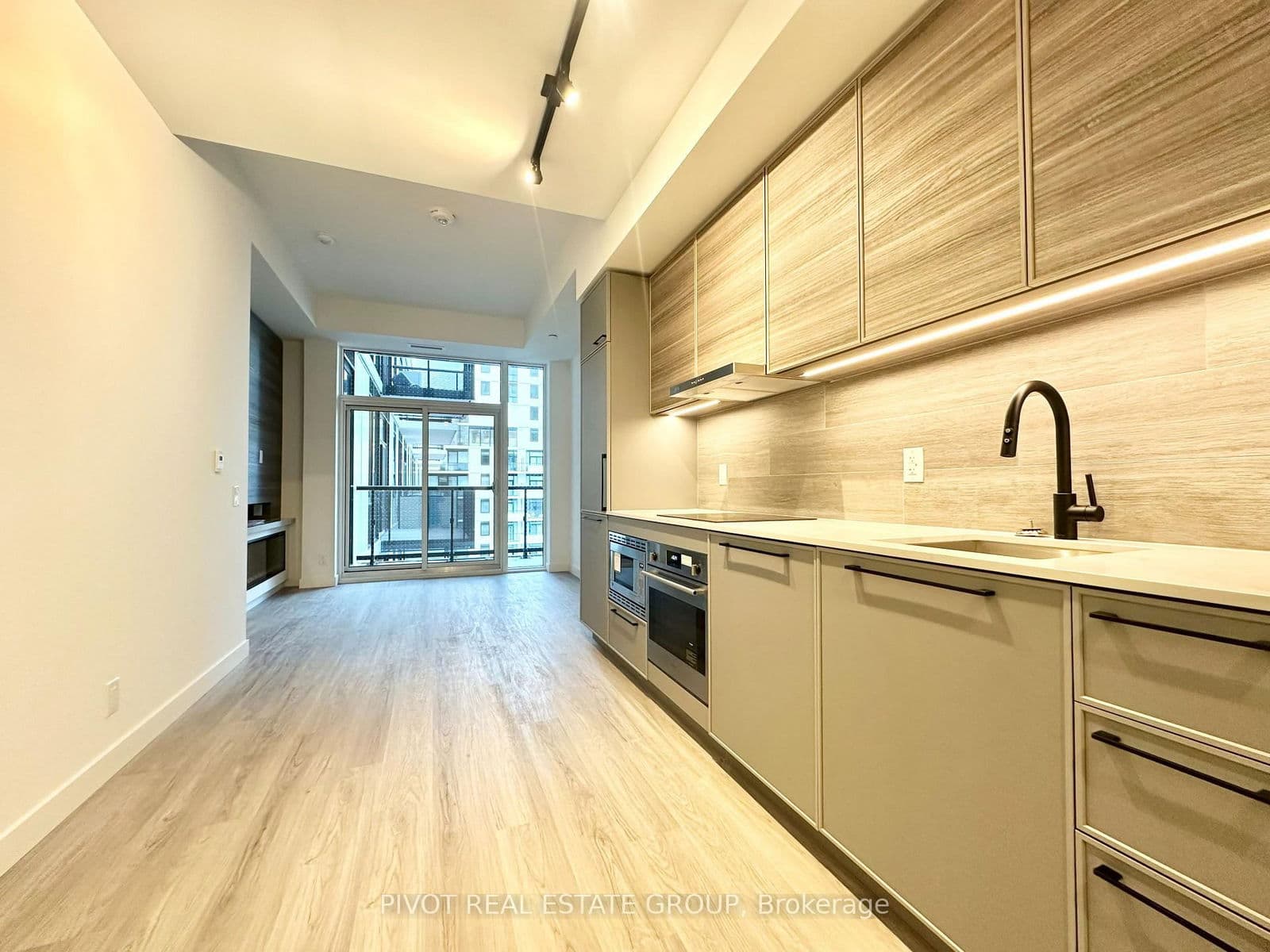 1050 Eastern Avenue, Unit 725