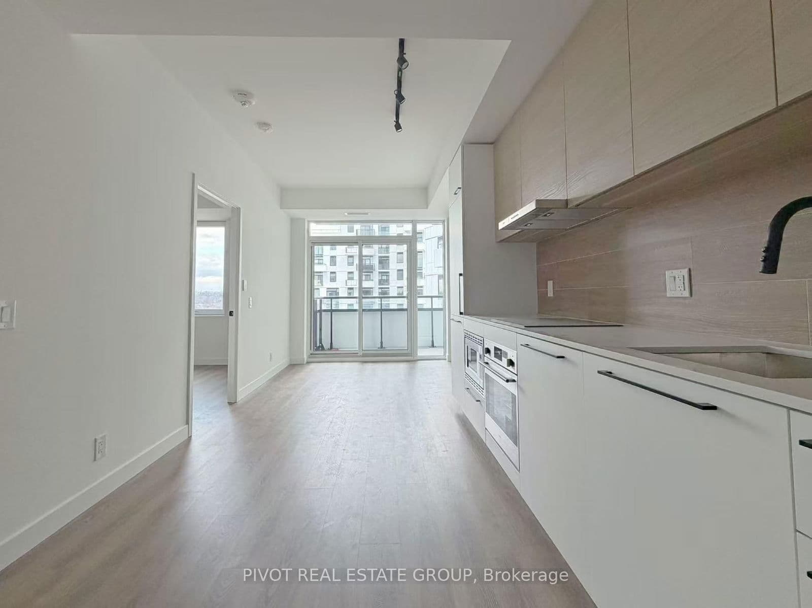 1050 Eastern Avenue, Unit 1218