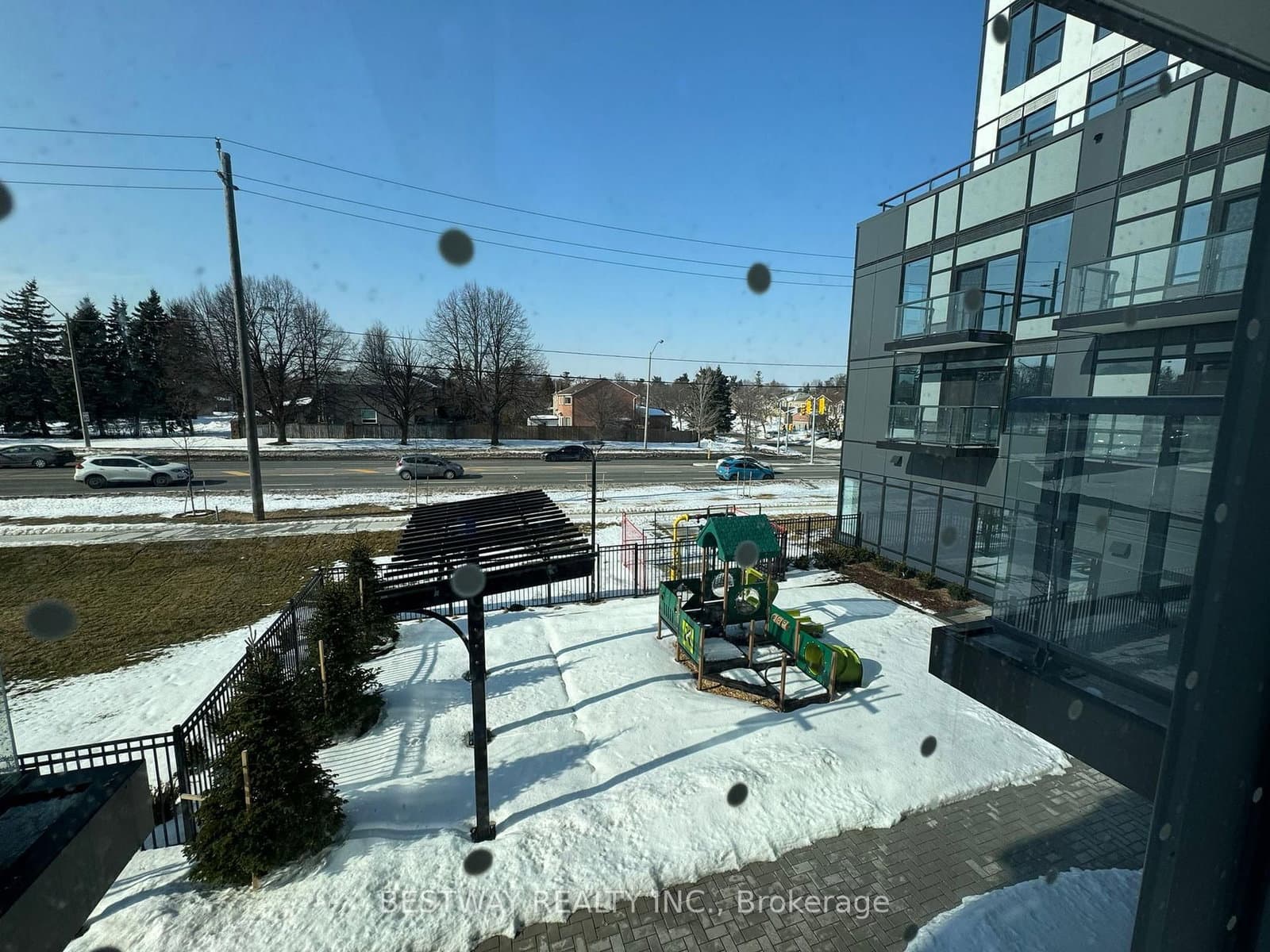 7437 Kingston Road, Unit 221