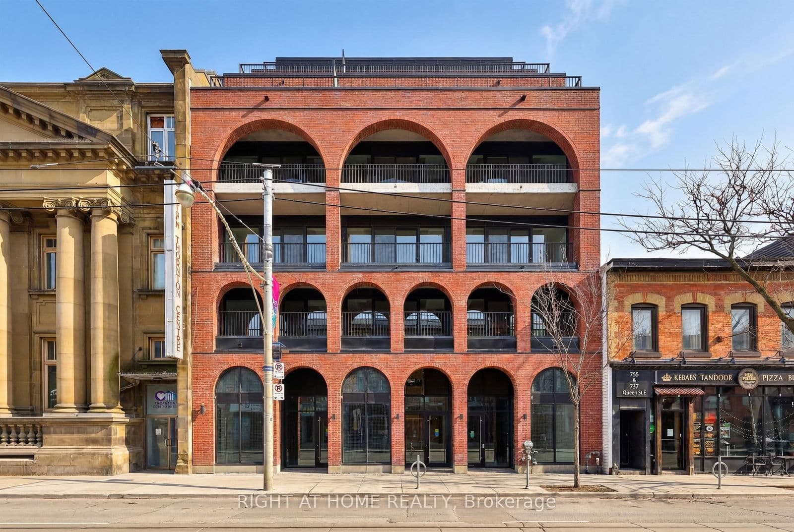 #405 - 761 Queen Street E