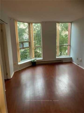 #417 - 2460 Eglinton Avenue E