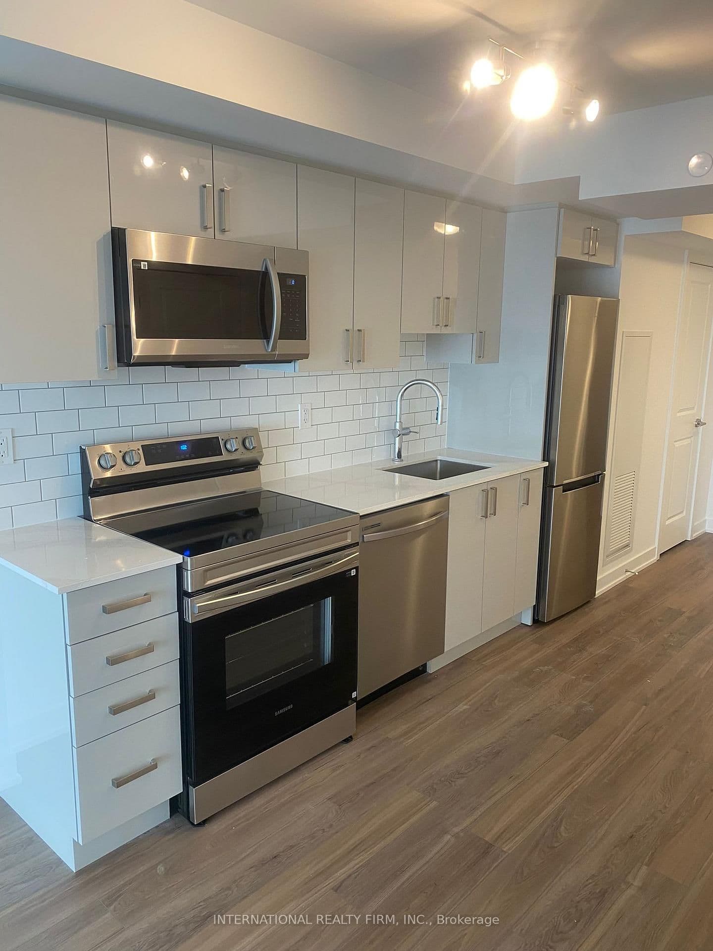 #1509 - 1010 Sandy Beach Road