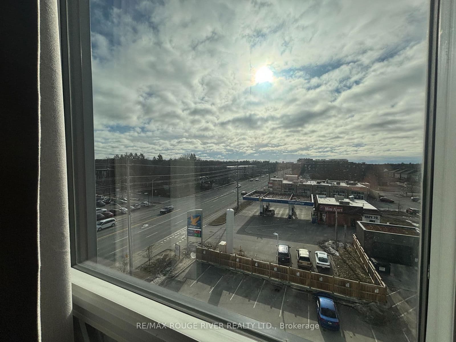 #536 - 1900 Simcoe Street N