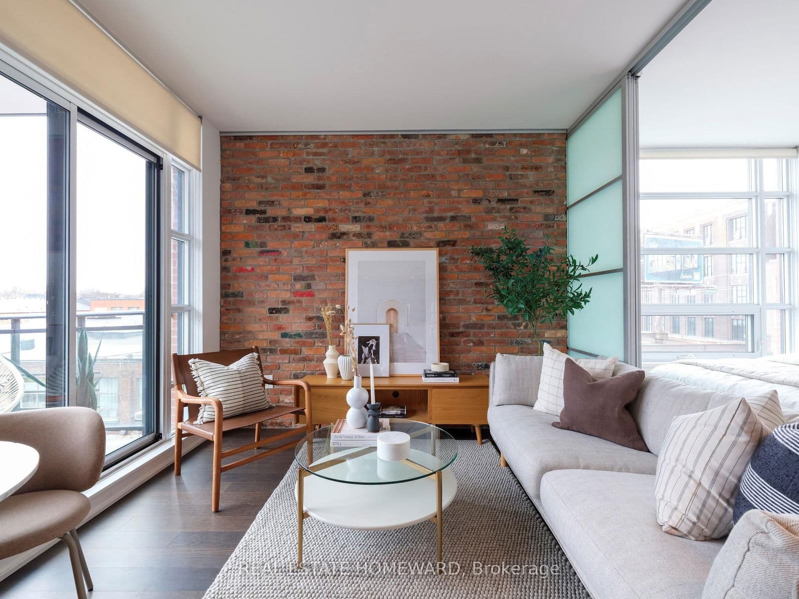 #412 - 88 Colgate Avenue