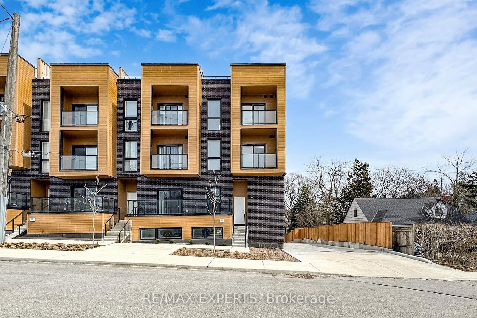 35 Birchcliff Avenue, Unit 1
