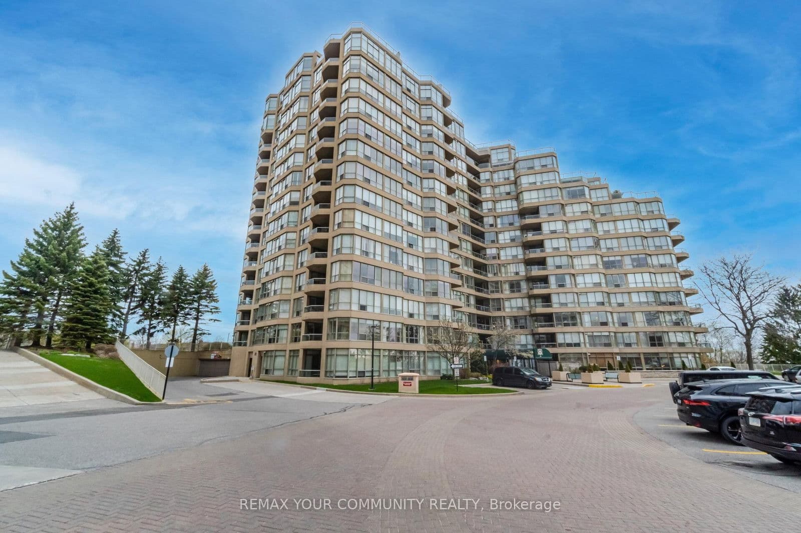 #1011 - 20 Guildwood Parkway