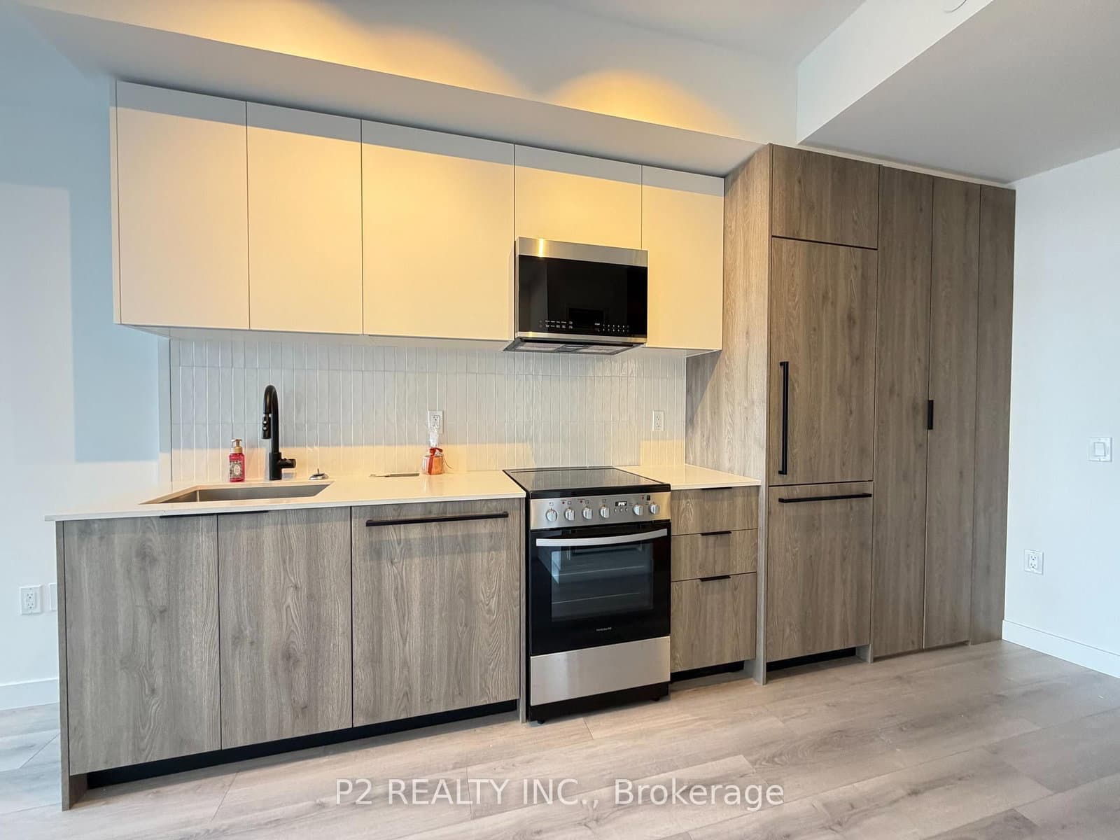 1635 MILITARY Trail, Unit 528