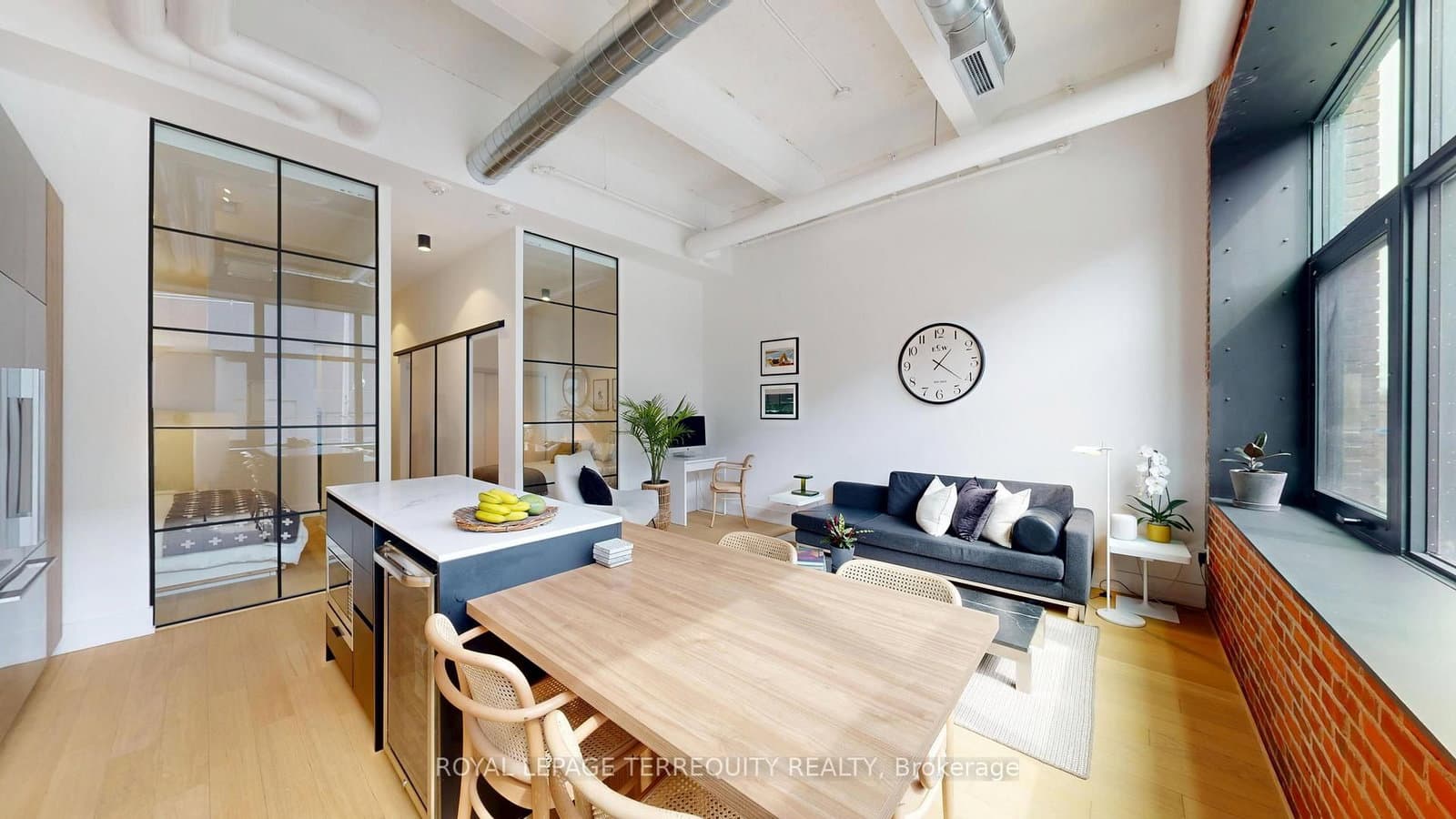 150 Logan Avenue, Unit 204