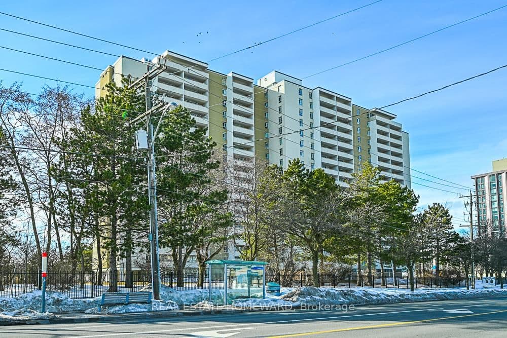 #1015 - 2550 Pharmacy Avenue