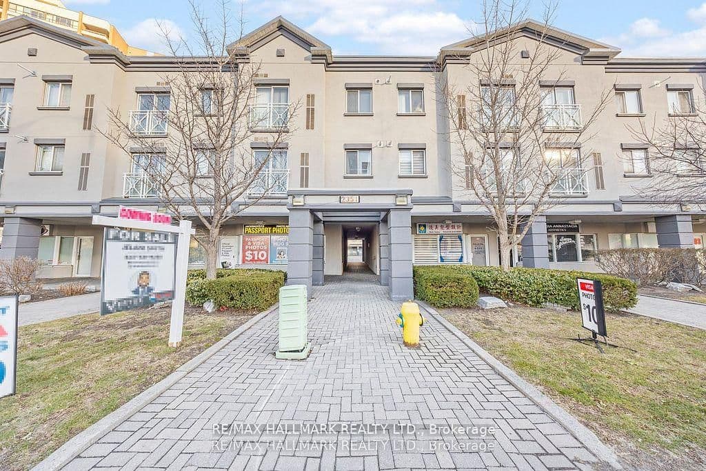 #319 - 2351 Kennedy Road