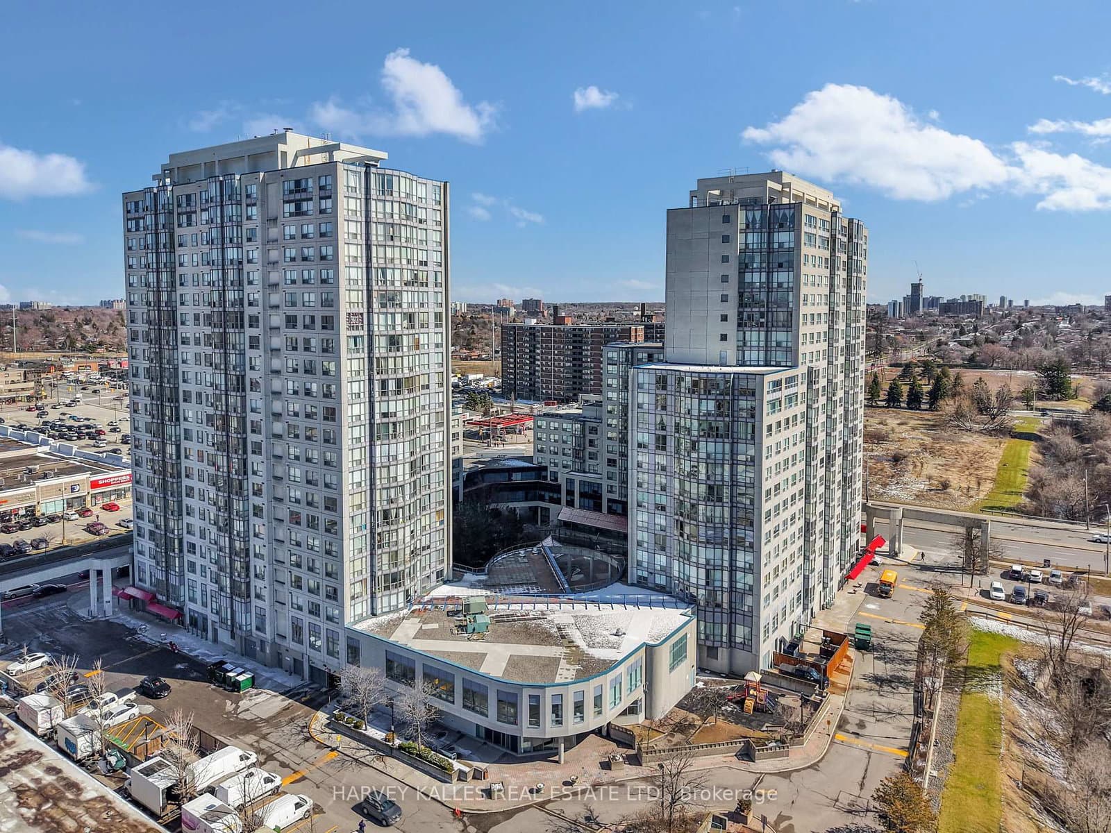 #609 - 1470 Midland Avenue