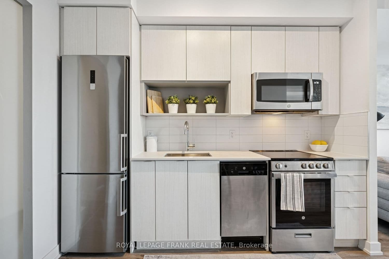 #409 - 630 Greenwood Avenue