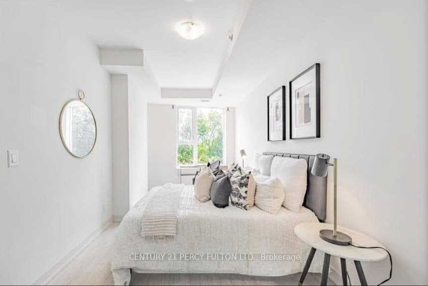 #318 - 90 Glen Everest Road