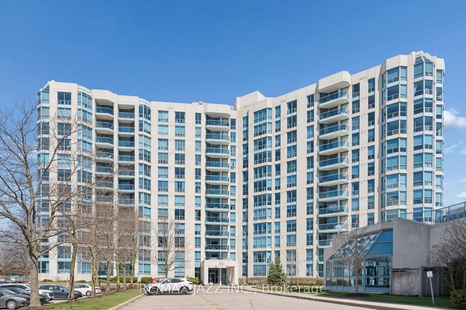 #1112 - 360 Watson Street W