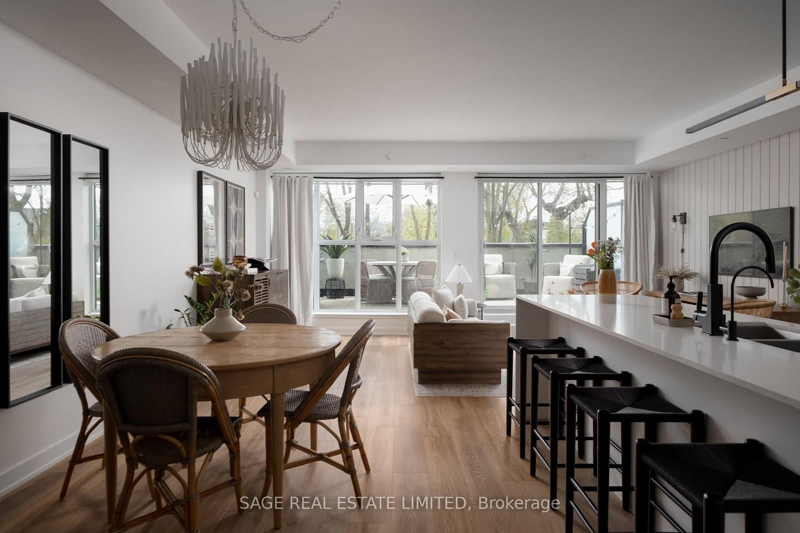 #212 - 899 Queen Street E