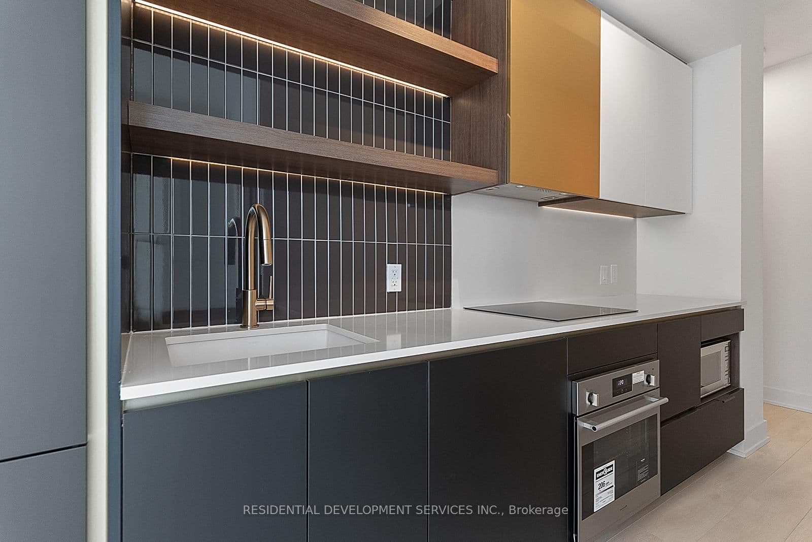 1285 Queen Street E, Unit 201