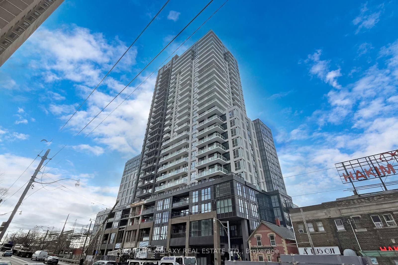 286 Main Street, Unit 2411