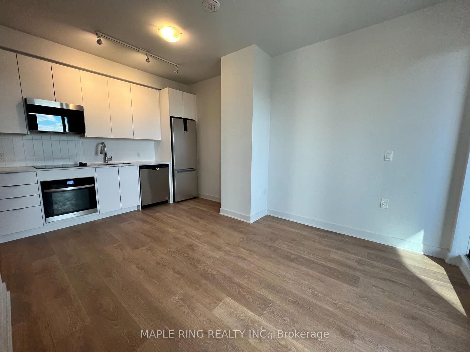 2920 Highway 7 Road, Unit 512