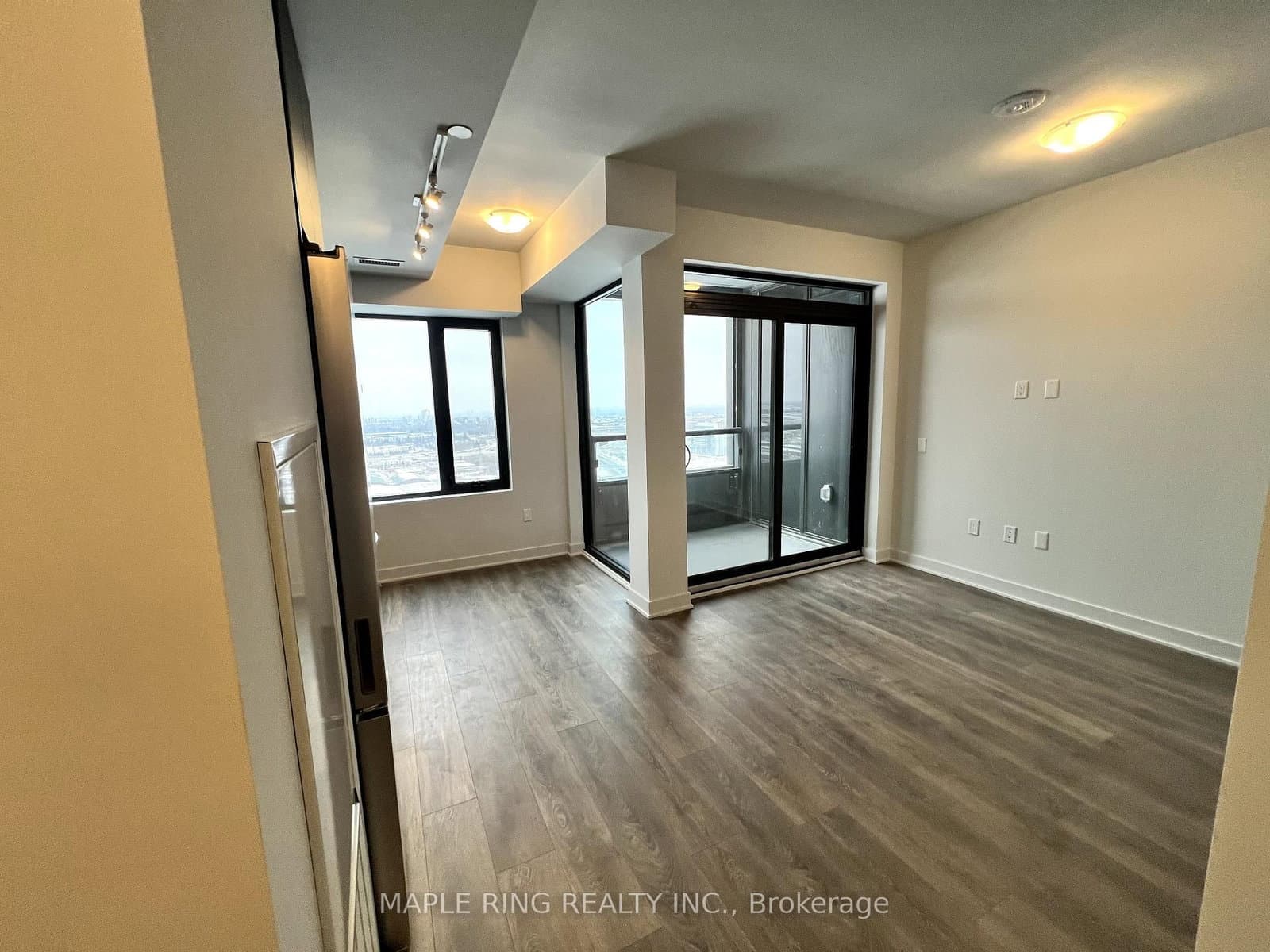 2920 Highway 7 Road, Unit 2708