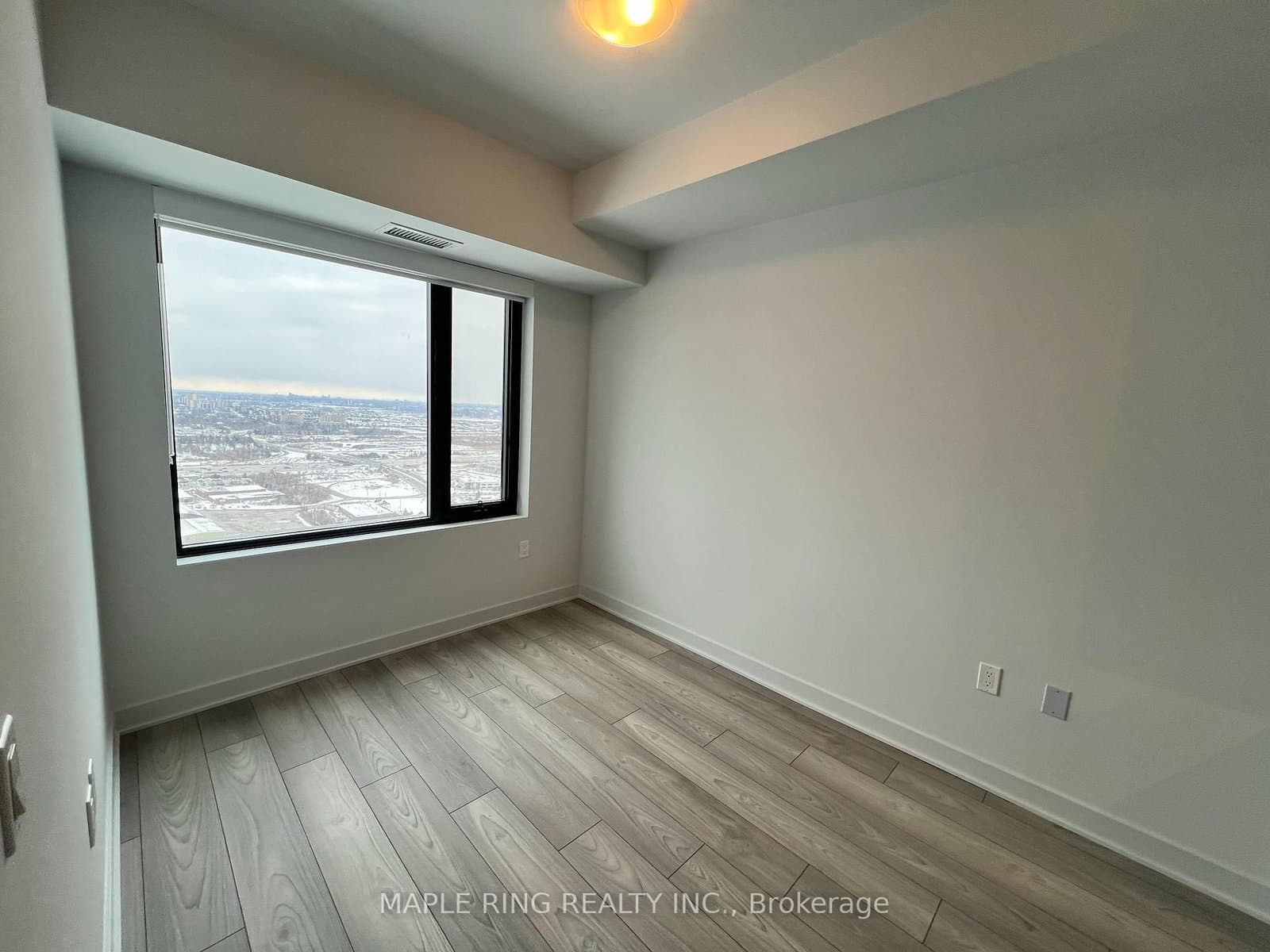 2920 Highway 7 Road, Unit 3903