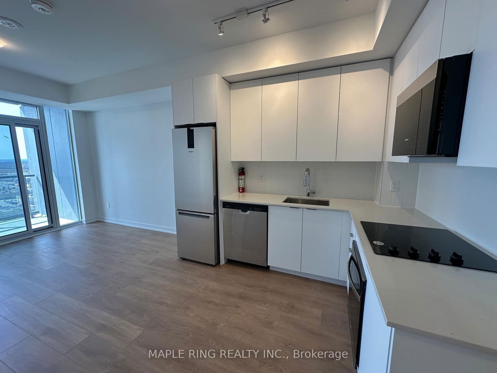 10 Abeja Street, Unit 1621