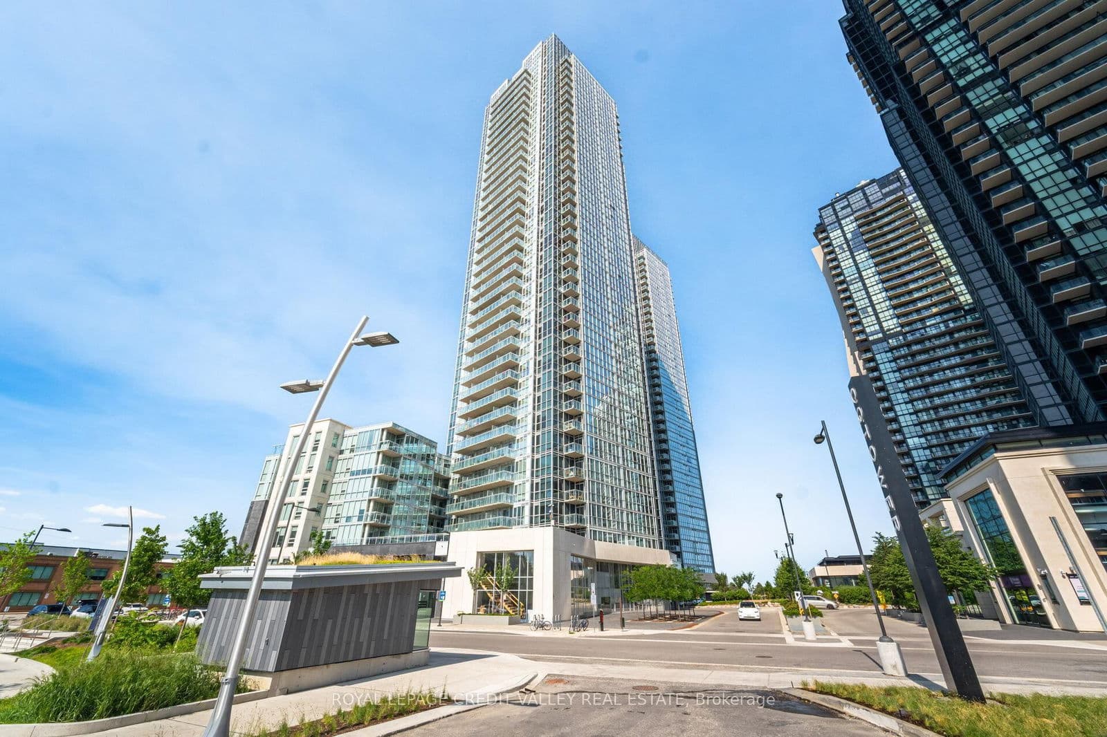 2908 Highway 7 Road, Unit 211