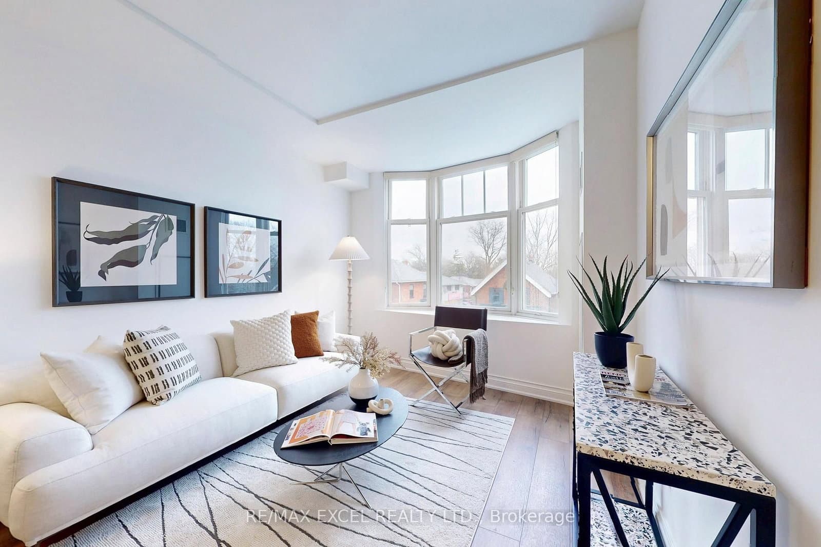 68 Main Street, Unit 327