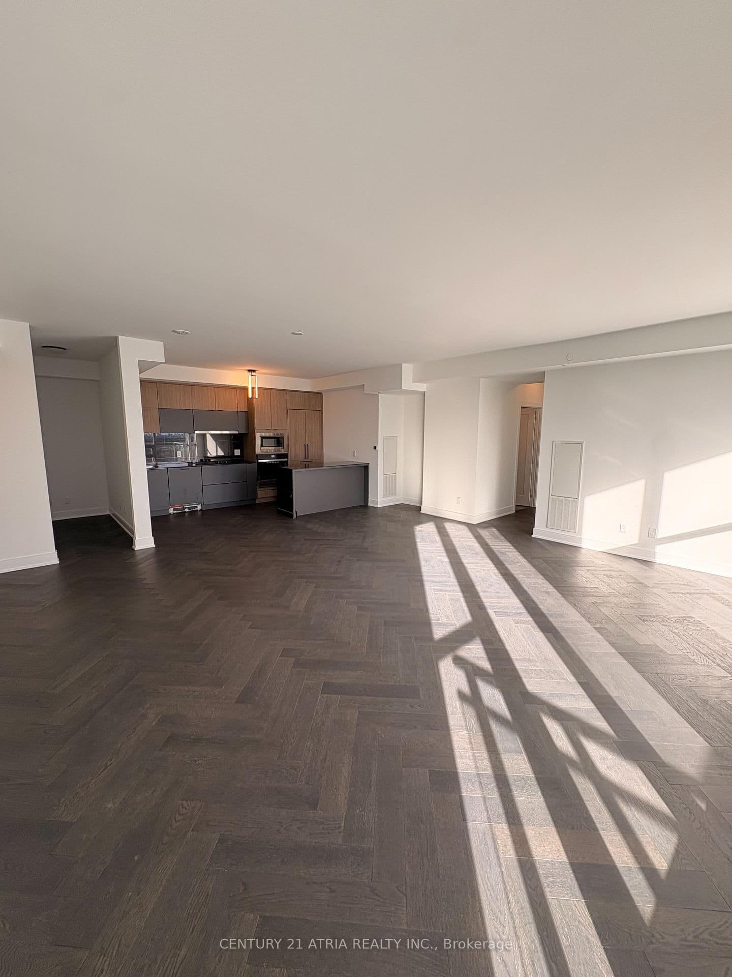 8888 Yonge Street, Unit 1005