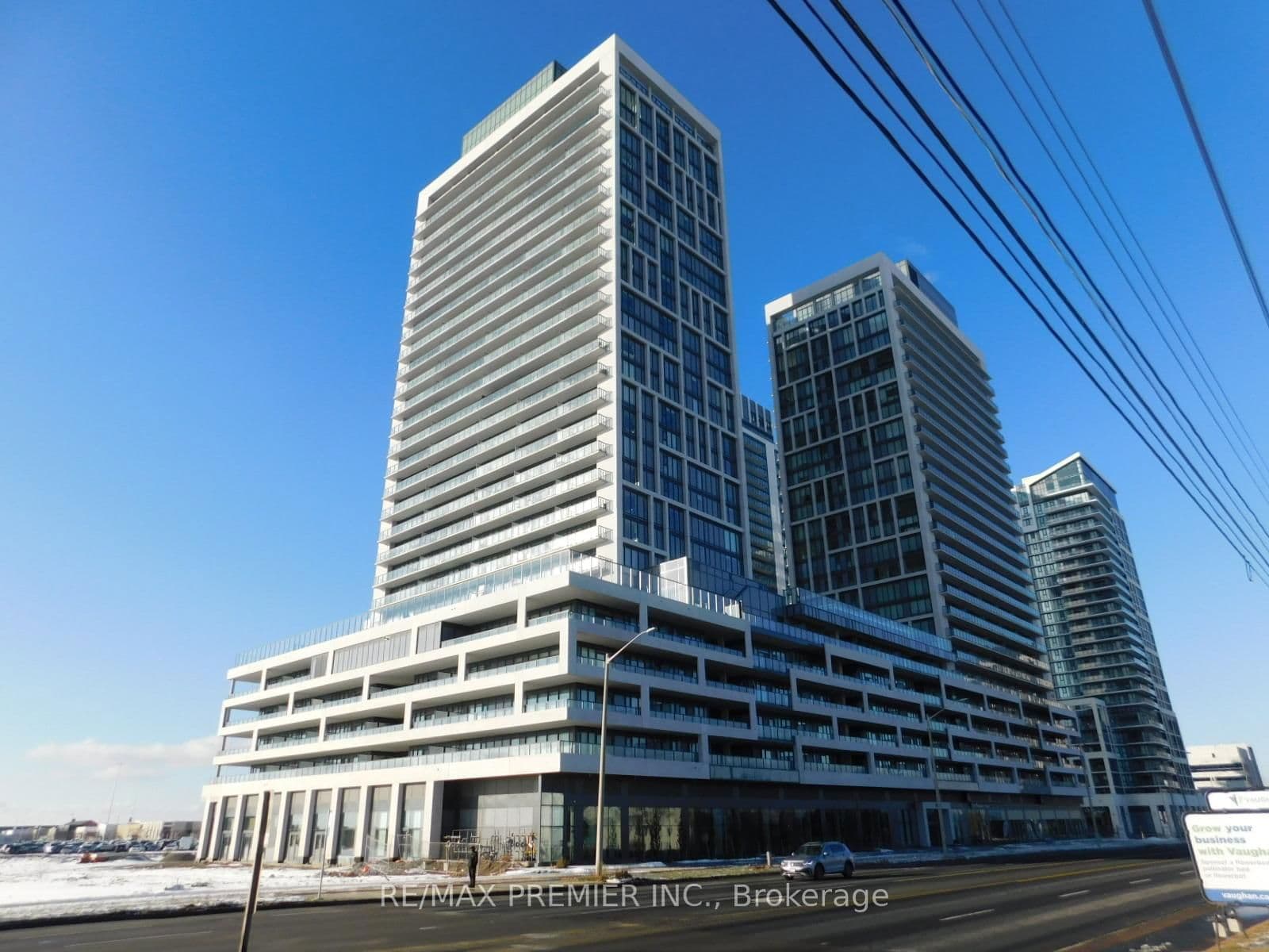 8960 Jane Street, Unit 2001